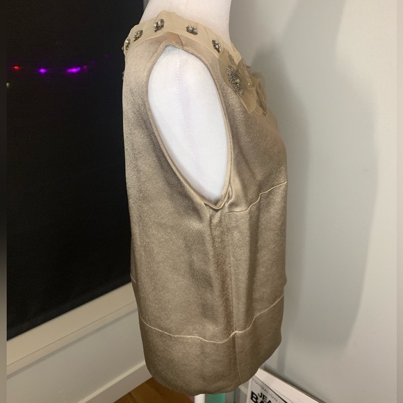 Sold Chloe sleeveless blouse, stone taupe color, 40, Swarovski crystal flowers - Picture 4 of 12
